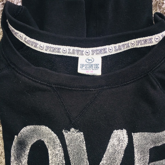 💥Pink Victoria’s Secret shirt 💥 - Picture 7 of 8